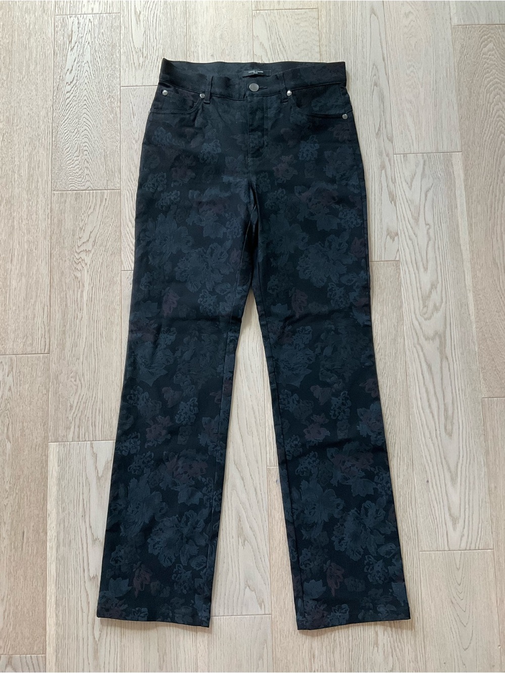 Simon Chang Denim Women’s Black Floral Print Pants - Size 2